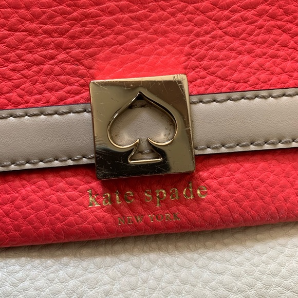Kate Spade crossbody medium purse - Picture 2 of 8